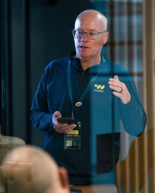 Walker xm leader speaking about experience management